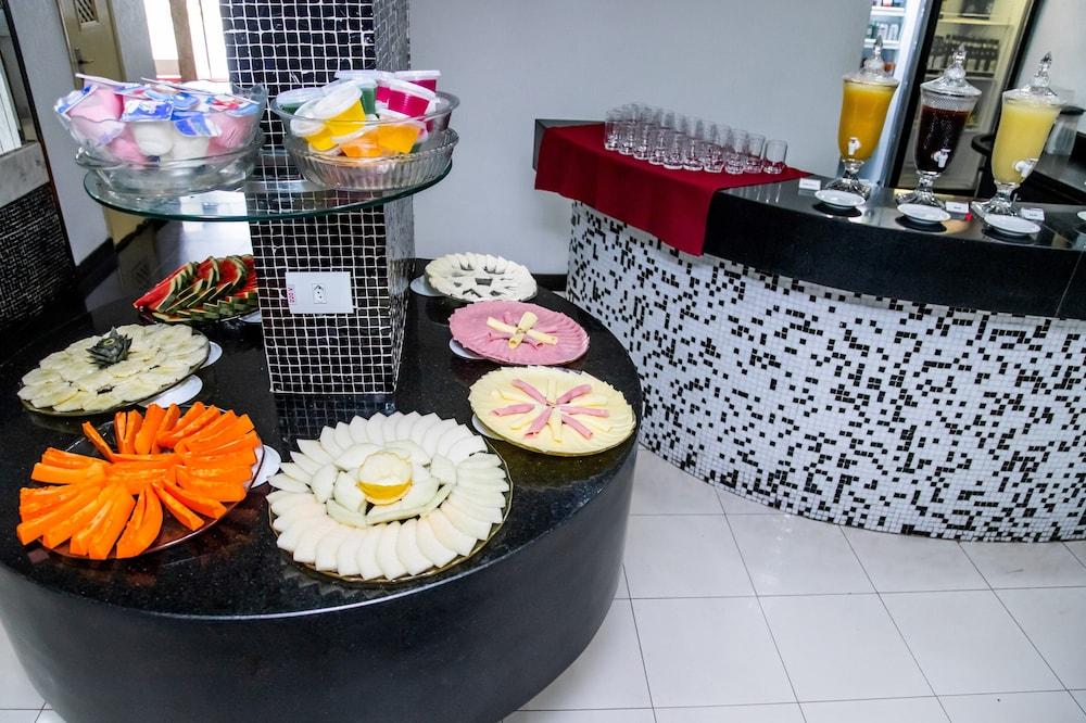 Brasilia Park Hotel Candangolandia Bagian luar foto