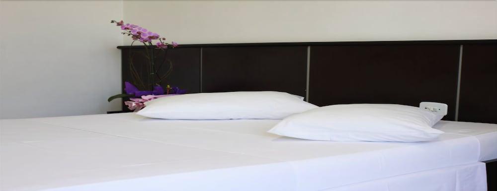 Brasilia Park Hotel Candangolandia Bagian luar foto
