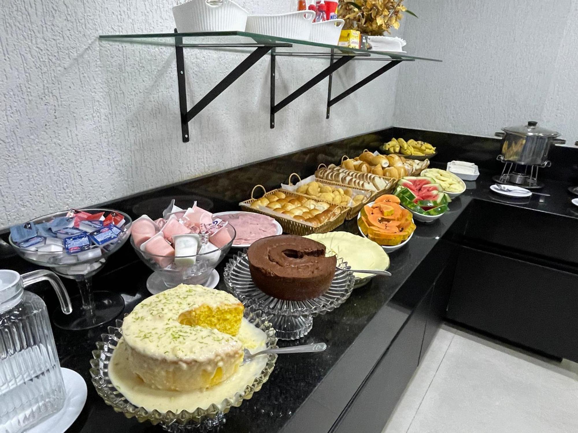 Brasilia Park Hotel Candangolandia Bagian luar foto