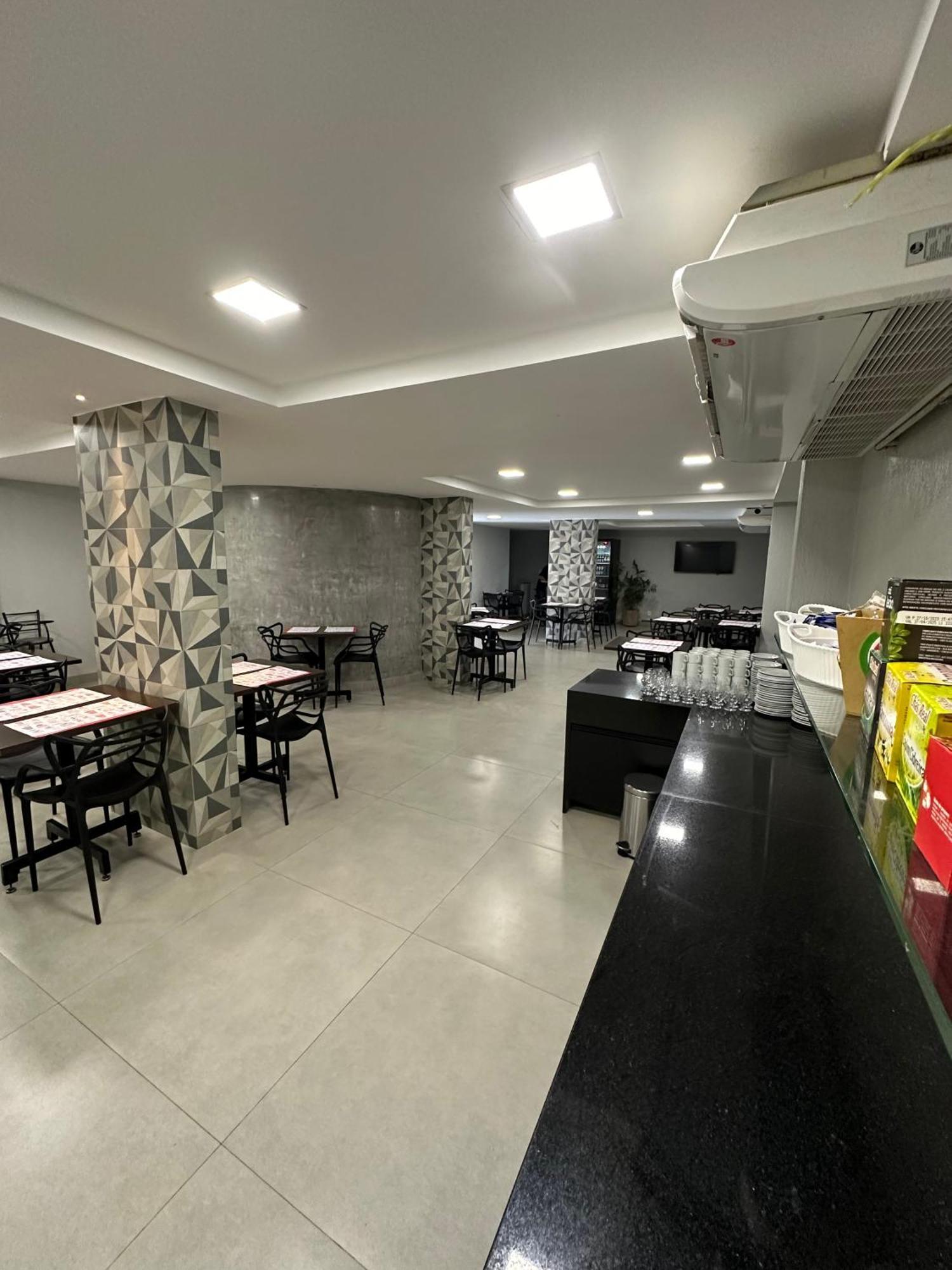 Brasilia Park Hotel Candangolandia Bagian luar foto